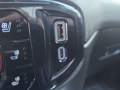 Used 2025 Chevrolet Silverado 1500 High Country w/ Technology Package image 24