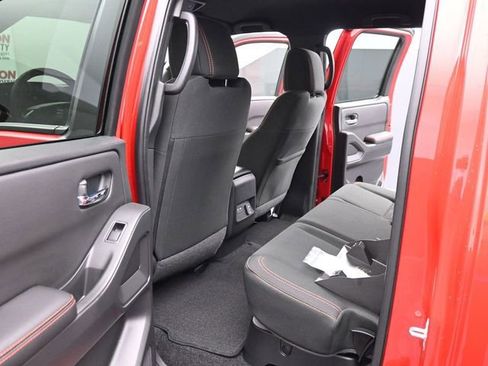 Used 2025 Nissan Frontier PRO-4X w/ Pro Convenience Package AWD/4WD image 20