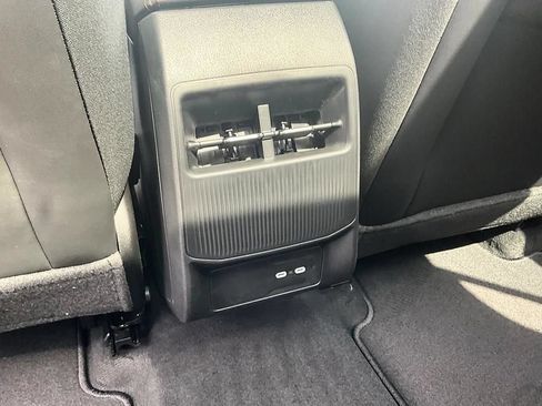 New 2026 Jeep Cherokee Limited AWD/4WD image 29