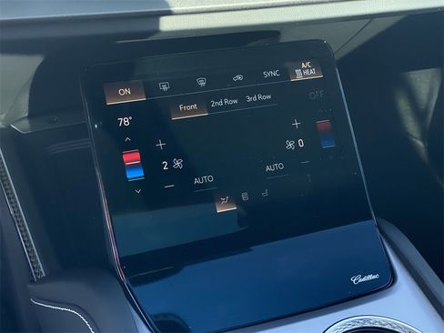 Used 2026 Cadillac Vistiq Sport w/ LPO, Floor Liner Package image 24