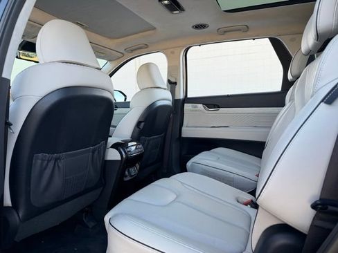 Certified 2024 Hyundai Palisade Calligraphy AWD/4WD image 35