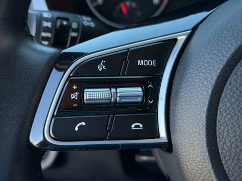 Used 2023 Kia Seltos S w/ Navigation Package image 18