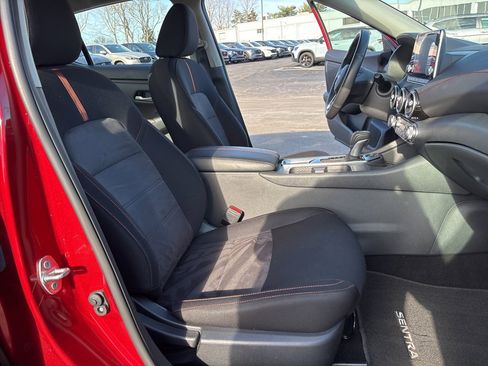 Used 2024 Nissan Sentra SR image 35