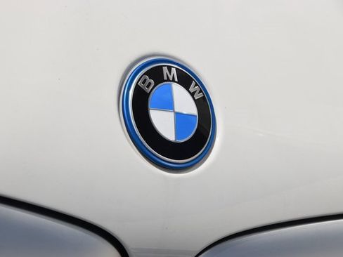 Used 2024 BMW X5 xDrive50e image 18