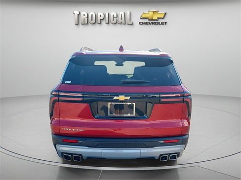 New 2026 Chevrolet Traverse LT w/ Driver Confidence Package image 4