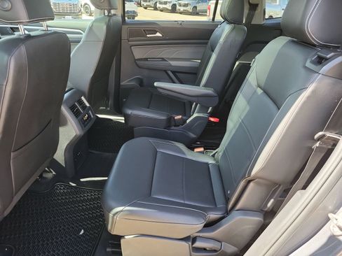 Used 2023 Volkswagen Atlas SEL R-Line image 25