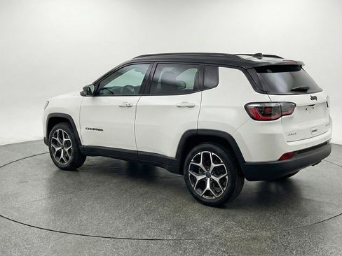 Used 2025 Jeep Compass Limited image 6