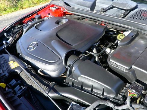 Used 2017 Mercedes-Benz CLA 250 4MATIC image 30