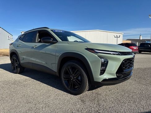 New 2026 Chevrolet Trax ACTIV w/ Sunroof Package image 9