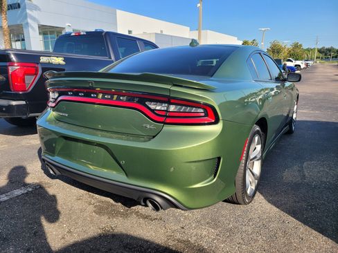 Used 2022 Dodge Charger R/T RWD image 4