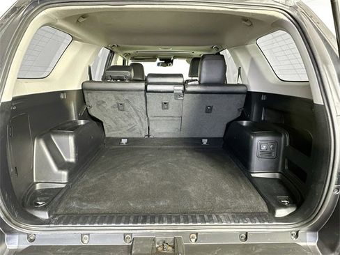 Used 2020 Toyota 4Runner TRD Off-Road Premium image 31