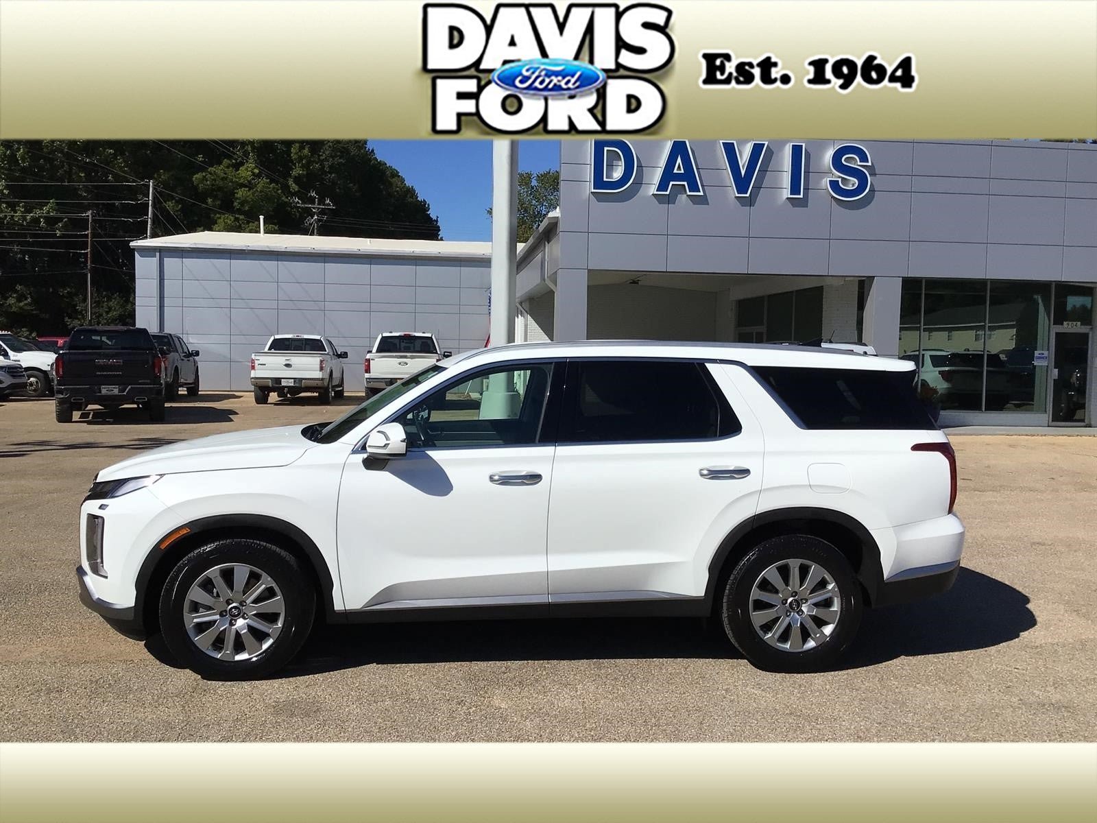 Used 2025 Hyundai Palisade SEL FWD image 4