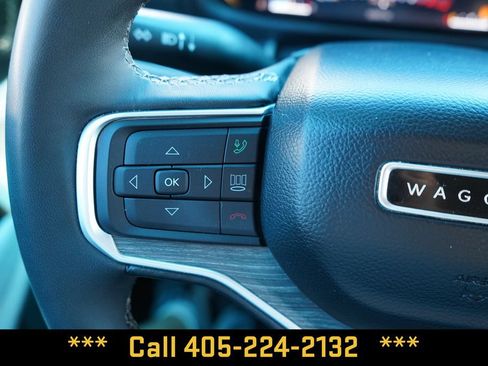 Used 2024 Jeep Wagoneer Series II w/ Flexible Seating Group RWD image 37