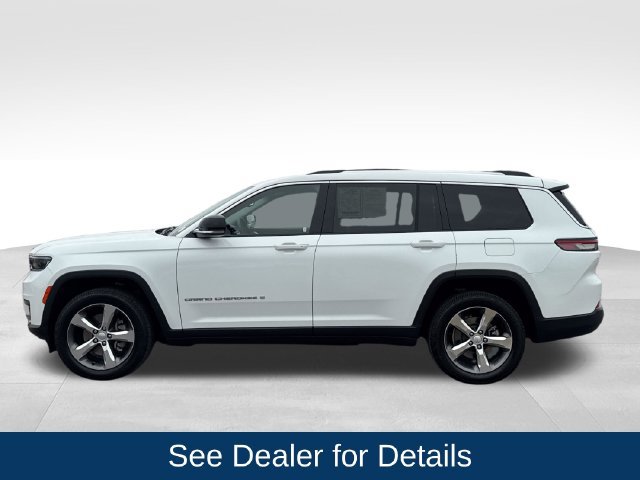 Used 2022 Jeep Grand Cherokee L Limited AWD/4WD image 2