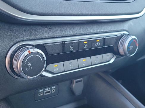 Certified 2022 Nissan Altima 2.5 SV image 23