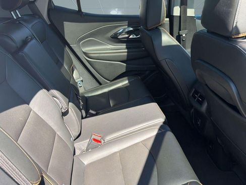 Used 2022 GMC Terrain AT4 w/ Infotainment Package II AWD/4WD image 29