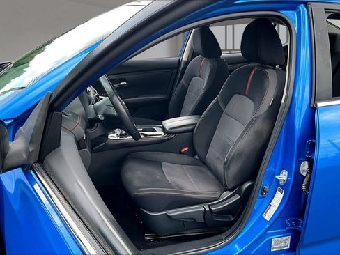Used 2021 Nissan Sentra SR w/ Trunk Package FWD image 24
