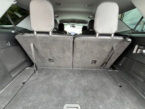 Used 2022 Ford Explorer Limited RWD image 29