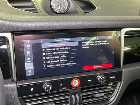 Used 2018 Porsche Macan image 80