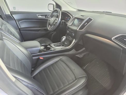 Used 2017 Ford Edge SEL w/ Equipment Group 201A AWD/4WD image 31
