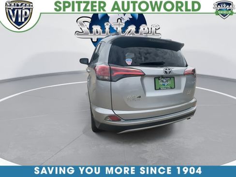 Used 2018 Toyota RAV4 XLE w/ Plus Extra Value Package AWD/4WD image 8