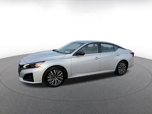 Used 2026 Nissan Altima 2.5 SV FWD image 6