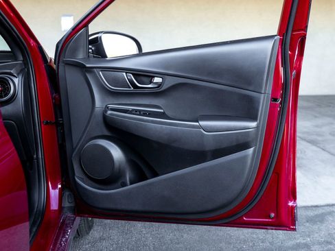 Used 2022 Hyundai Kona N Line image 24