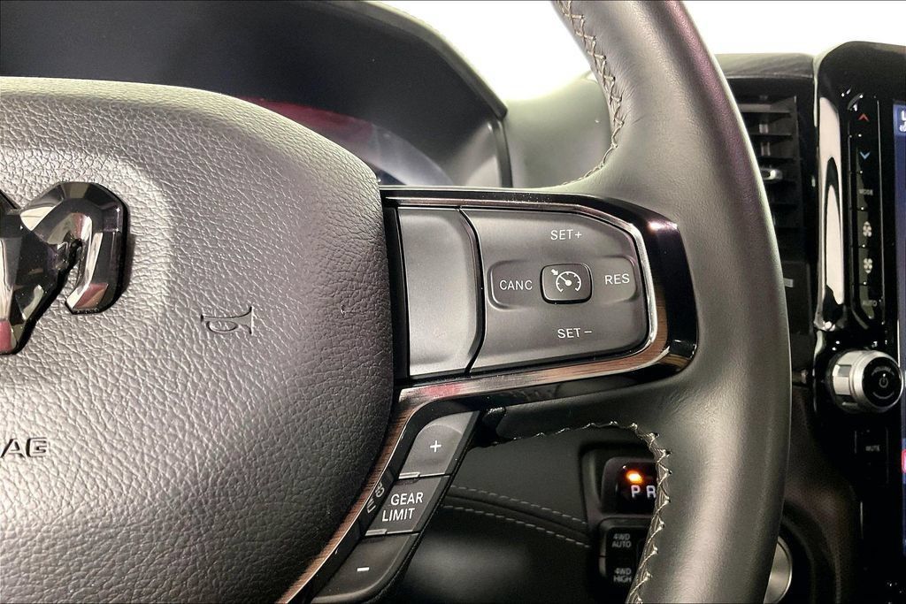 Used 2024 RAM 1500 Limited AWD/4WD image 26