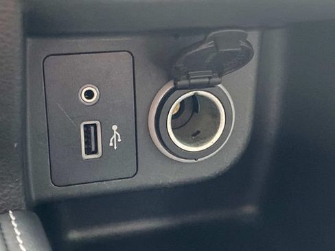 Used 2020 Nissan Kicks SV FWD image 26