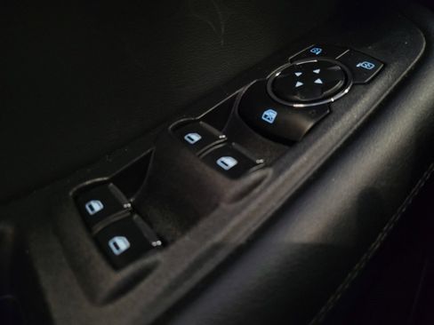 Used 2024 Ford Edge SEL image 27