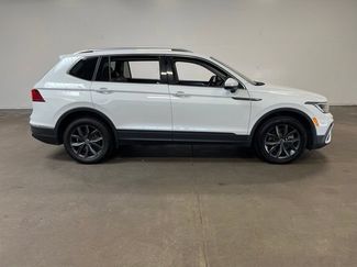 Used 2024 Volkswagen Tiguan SE FWD video 2