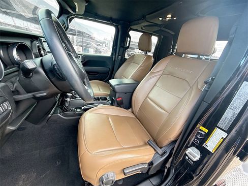 Used 2021 Jeep Gladiator Overland w/ Popular Equipment Package image 23