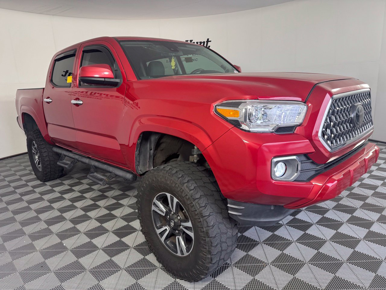 Used 2019 Toyota Tacoma SR w/ SR Convenience Package AWD/4WD image 6