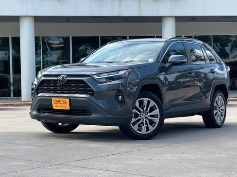 Used 2023 Toyota RAV4 XLE Premium FWD image 1