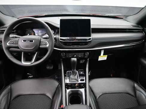 New 2026 Jeep Compass Latitude AWD/4WD image 23
