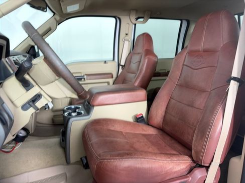 Used 2010 Ford F250 4x4 Crew Cab Super Duty image 11