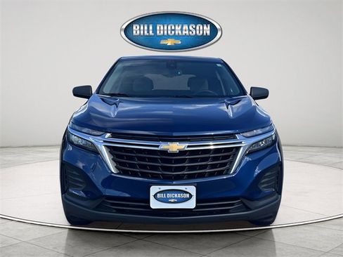 Used 2022 Chevrolet Equinox LS w/ LS Convenience Package image 2