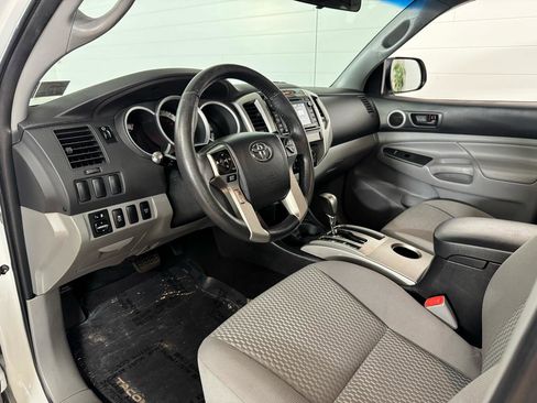 Used 2015 Toyota Tacoma 4x4 Access Cab w/ SR5 Package image 12