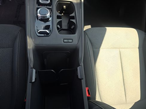 New 2026 Jeep Cherokee Laredo AWD/4WD image 21