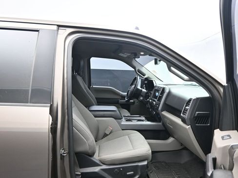 Used 2020 Ford F150 XLT w/ Equipment Group 302A Luxury image 10