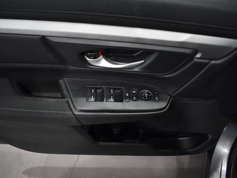 Used 2018 Honda CR-V LX image 31