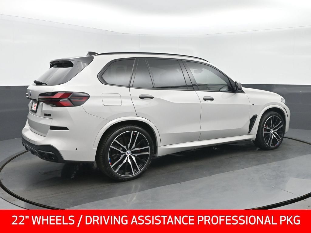 Used 2022 BMW X5 M50i w/ Executive Package AWD/4WD image 3