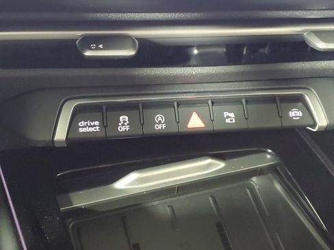 New 2026 Audi Q3 quattro 2.0T AWD/4WD image 33