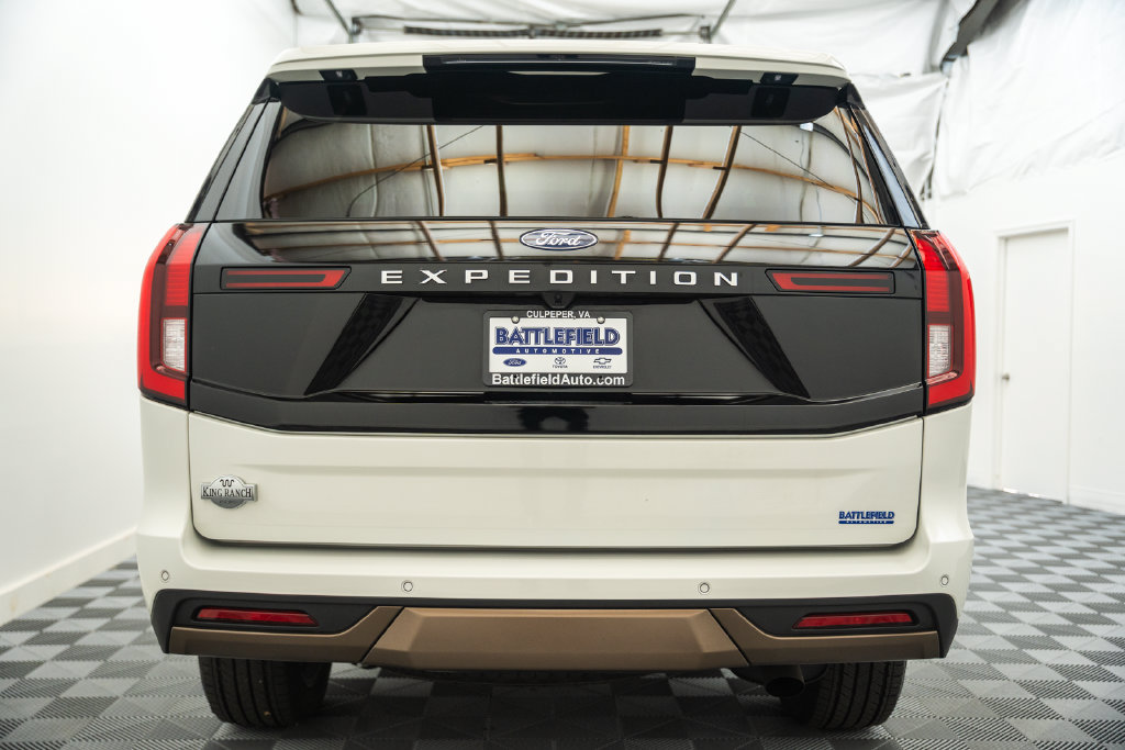 Used 2026 Ford Expedition King Ranch AWD/4WD image 6
