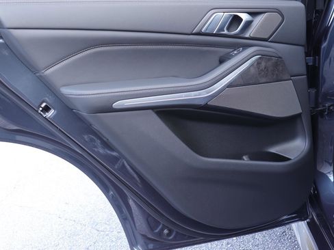 Used 2022 BMW X5 M50i w/ Executive Package image 12