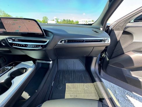 Used 2024 Cadillac Lyriq Tech w/ Driver Assist Package AWD/4WD image 29