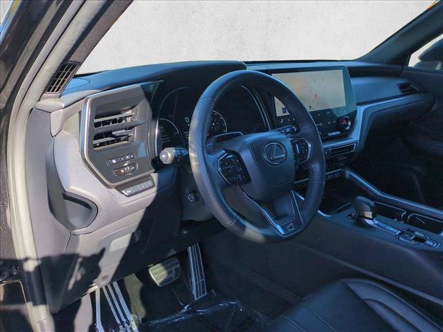 Used 2024 Lexus TX 500h AWD w/ Technology Package image 10