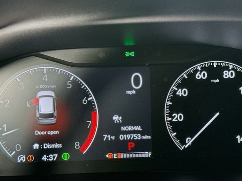 Used 2023 Honda CR-V EX image 18