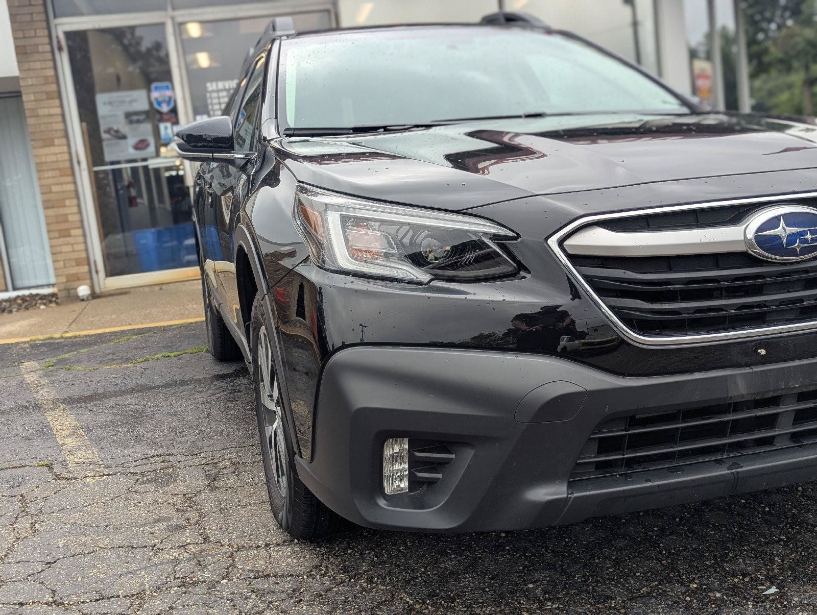 Used 2020 Subaru Outback Premium w/ Popular Package #1 AWD/4WD image 18