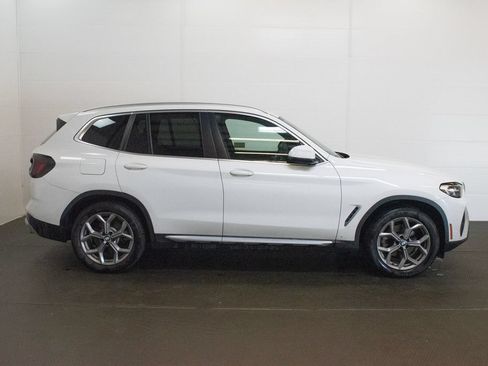 Used 2022 BMW X3 xDrive30i w/ Convenience Package AWD/4WD image 3